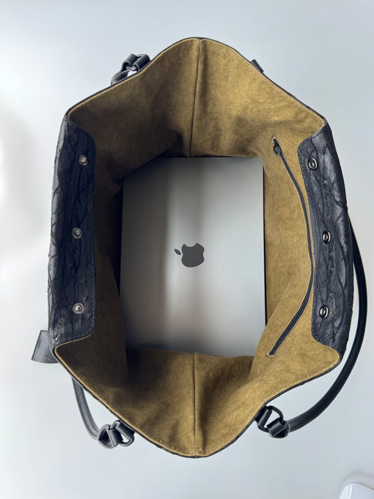 Rift Vein™ Tote Bag