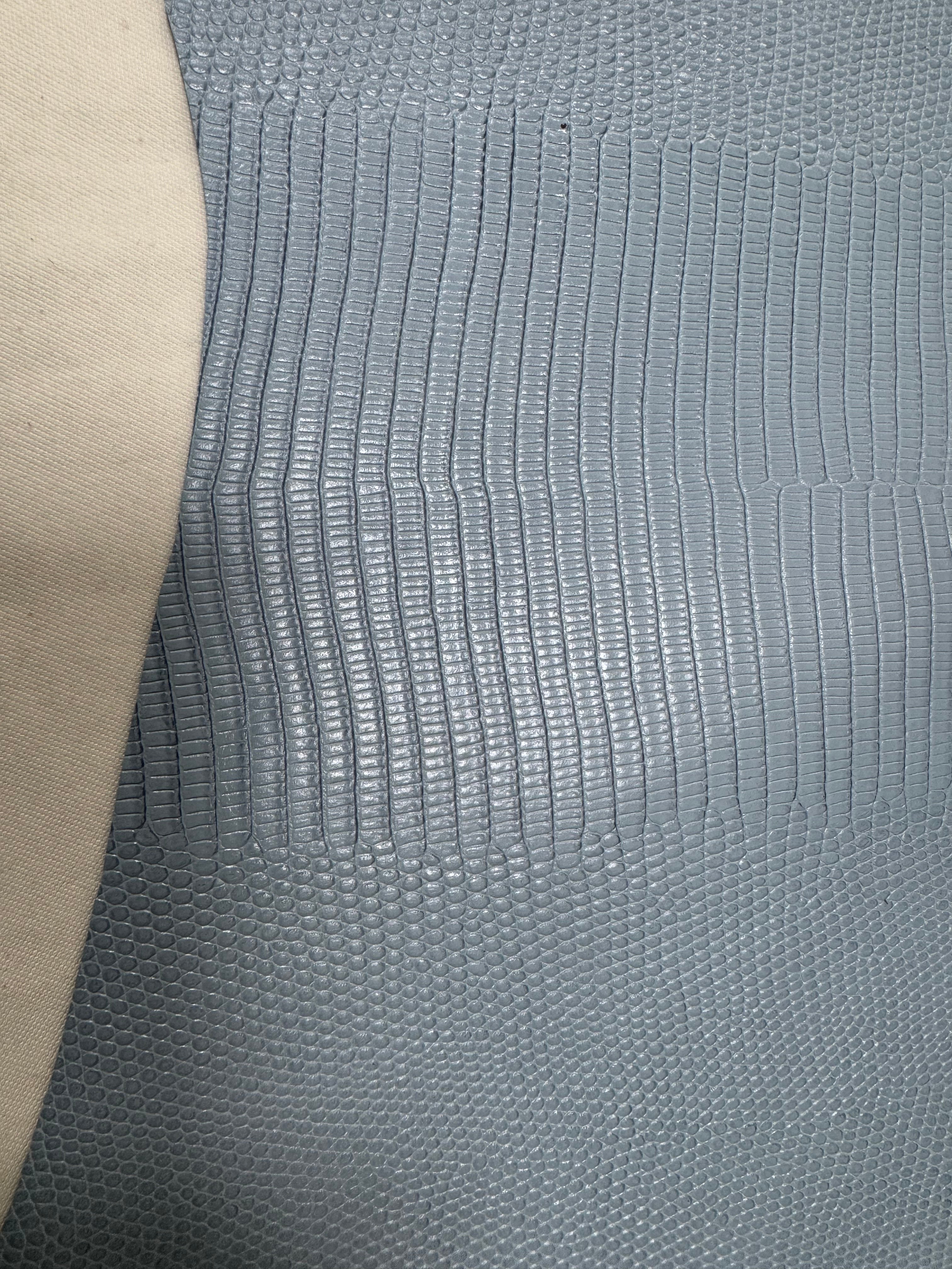 LG-01 Lizard Grid Detail 1 leather texture image