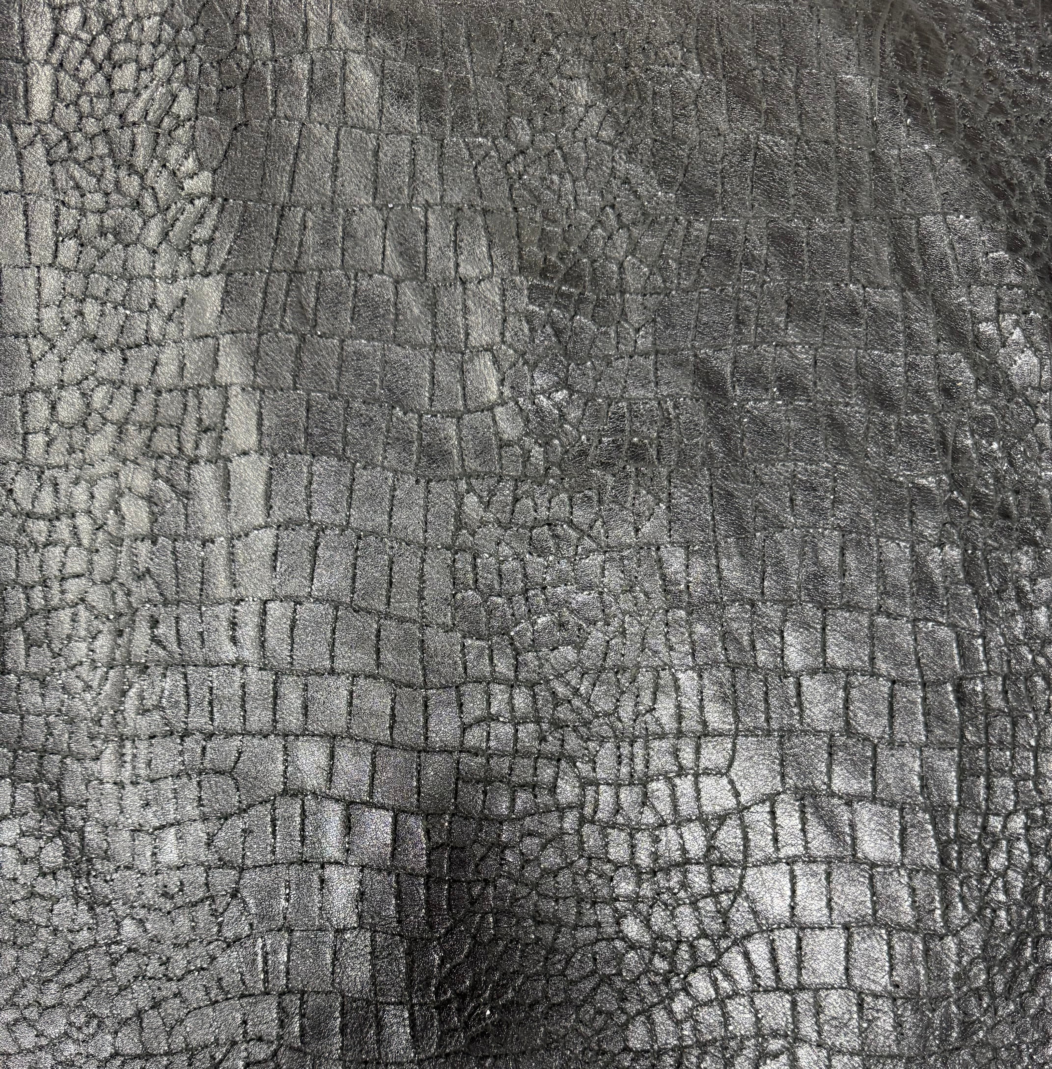 OS-01 Obsidian Scale Detail 1 leather texture image