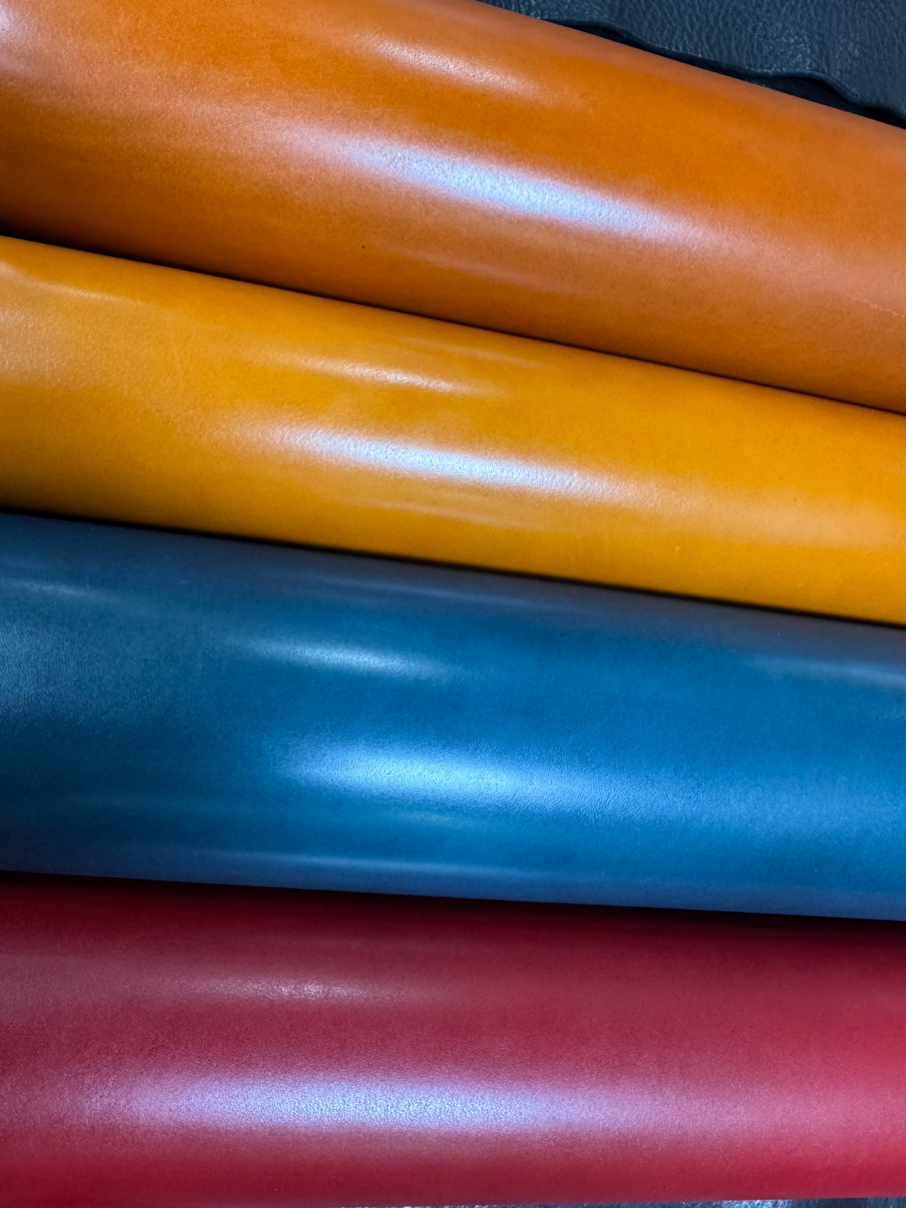 RW-01 Resin Wax Detail 1 leather texture image