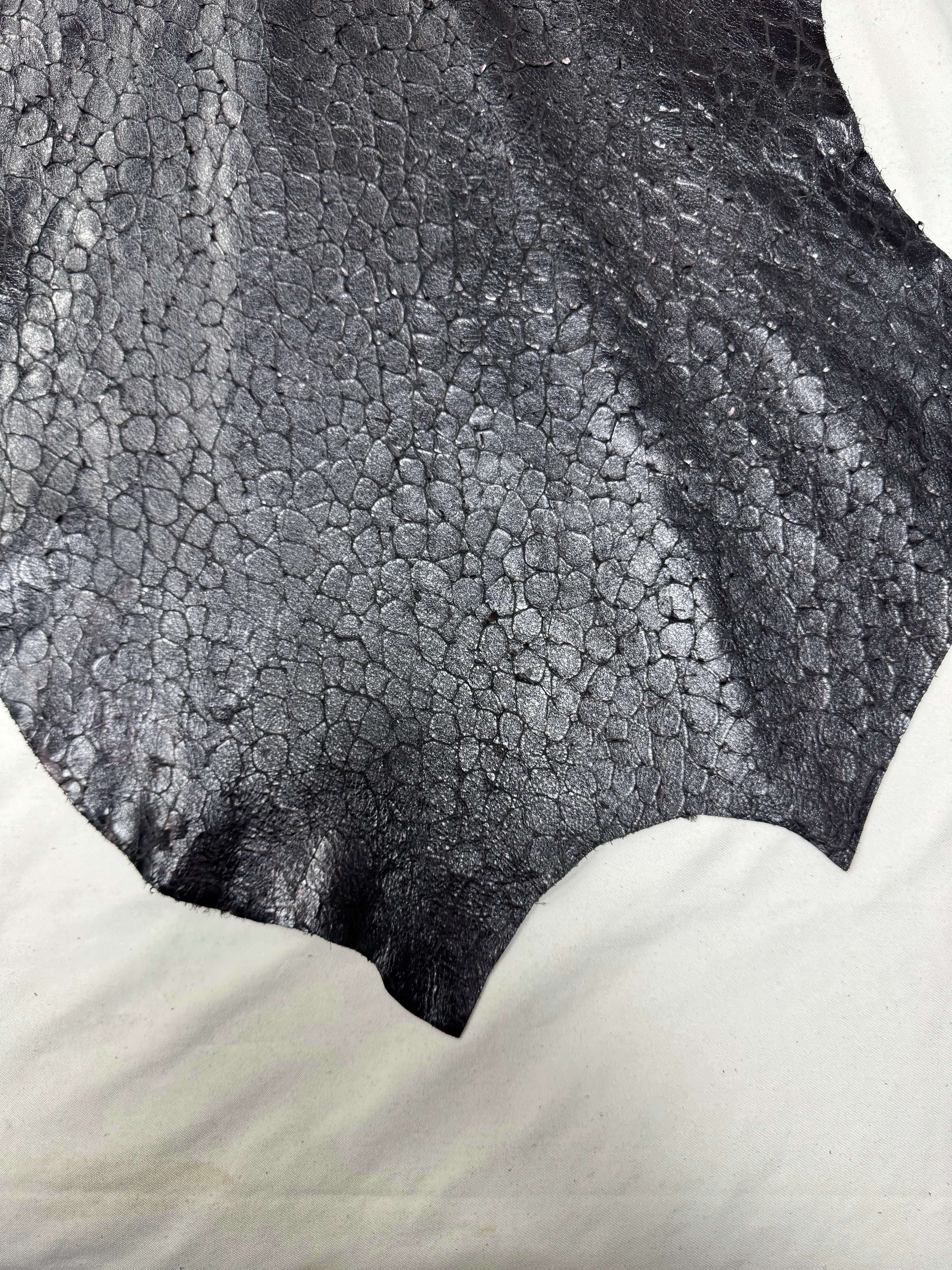 SS-01 Shard Scale Detail 3 leather texture image
